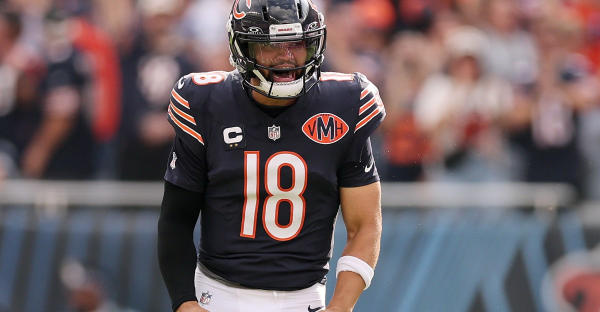 Dallas Cowboys become first to not sack Chicago Bears QB Caleb Williams