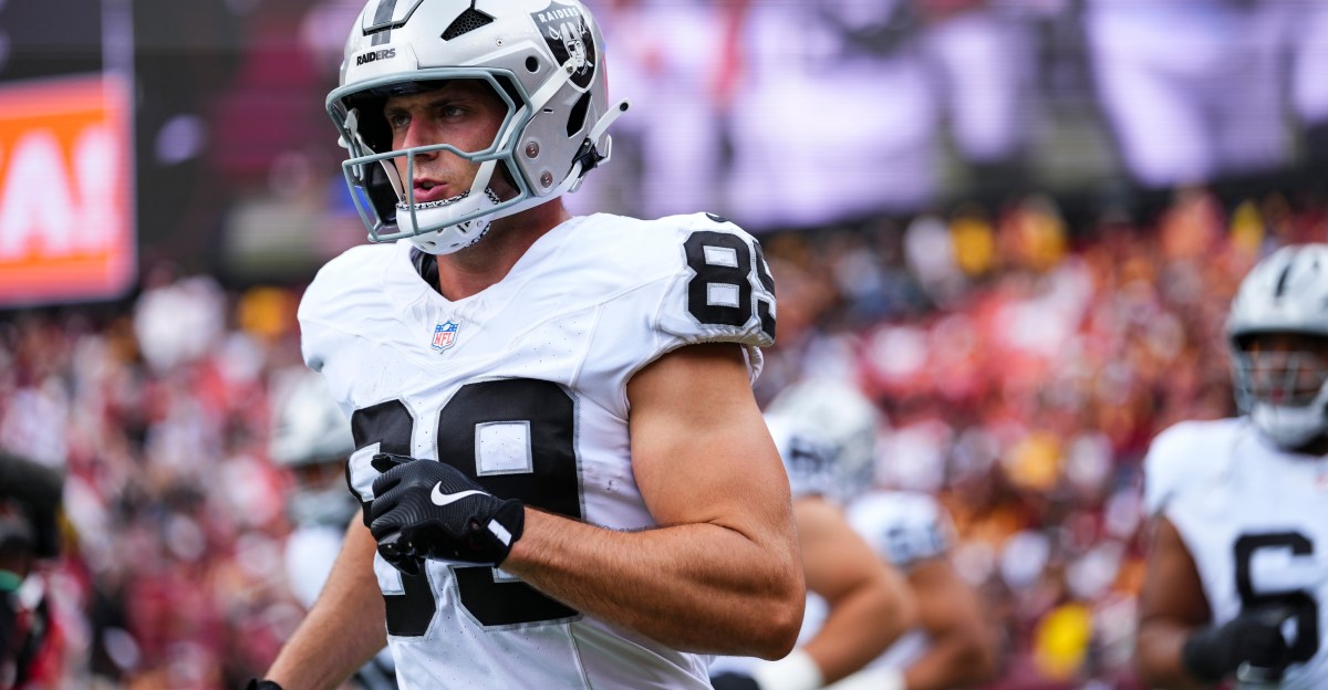 SB Nation Reacts: Raider fan confidence is down to its lowest level.