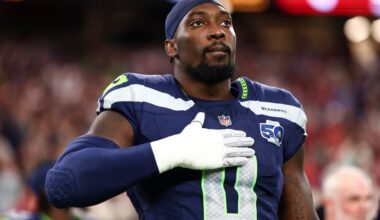 Seahawks DE DeMarcus Lawrence doubtful with thigh injury vs. Cardinals