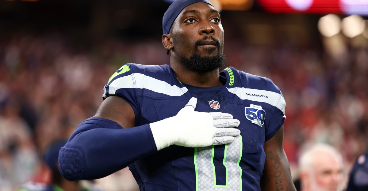 Seahawks DE DeMarcus Lawrence doubtful with thigh injury vs. Cardinals