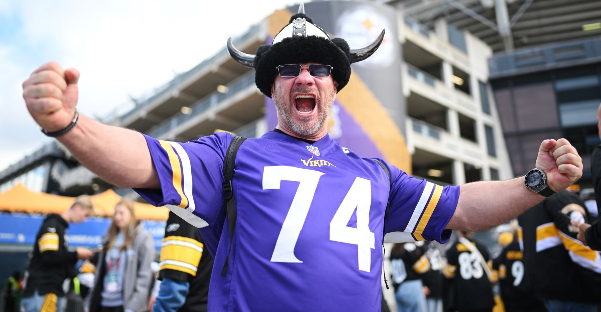 Minnesota Vikings Odds: Vikings Open as Slight Favorite for London Clash