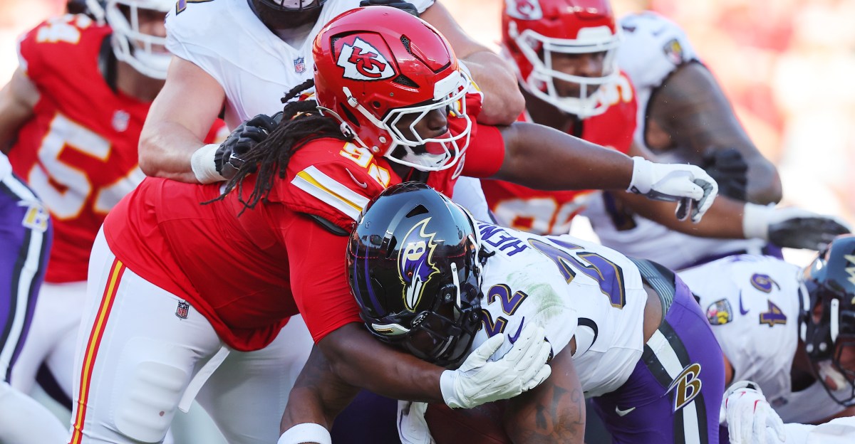 Chiefs-Ravens Week 4: Defense stands tall, while offense runs wild