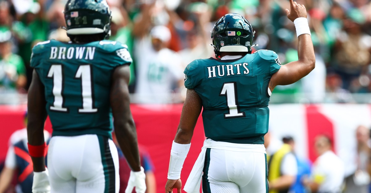 Seriously, what is going on with this Eagles offense?