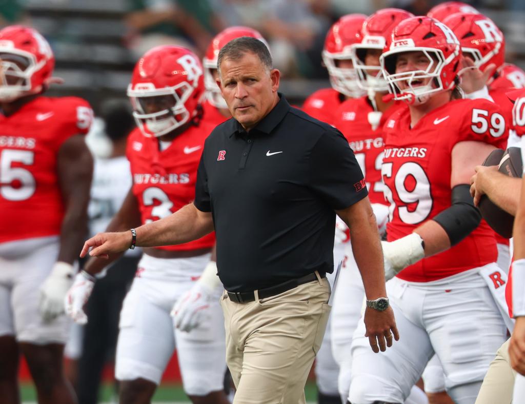 Best bet, odds, pick for Friday night's Big Ten showdown