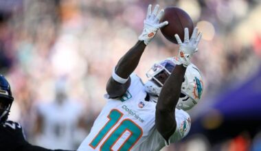 Steelers Fans Get Crucial Update On Pittsburgh's Level Of Interest In Dolphins WR Tyreek Hill (featured)