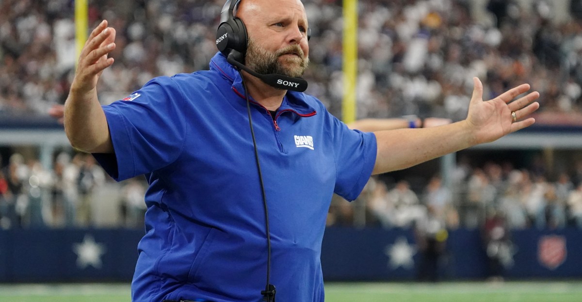 Giants coach Brian Daboll said to be ‘hanging on by a thread’