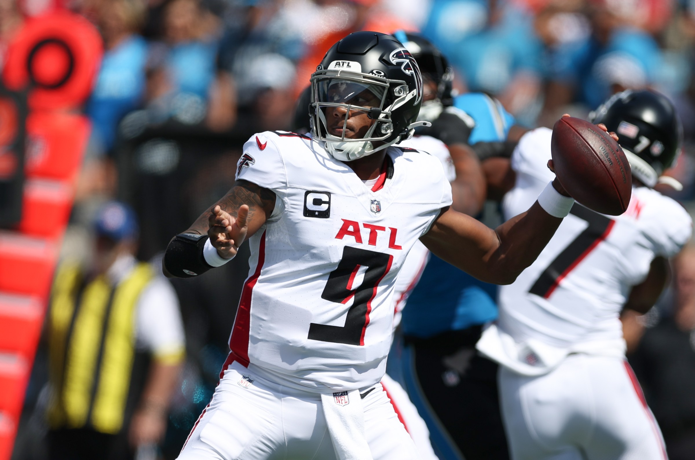 Sep 21, 2025; Charlotte, North Carolina, USA; Atlanta Falcons quarterback Michael Penix Jr. (9) throws a pass during the first half of a game between Carolina Panthers and the Atlanta Falcons at Bank of America Stadium. Mandatory Credit: Cory Knowlton-Imagn Images
