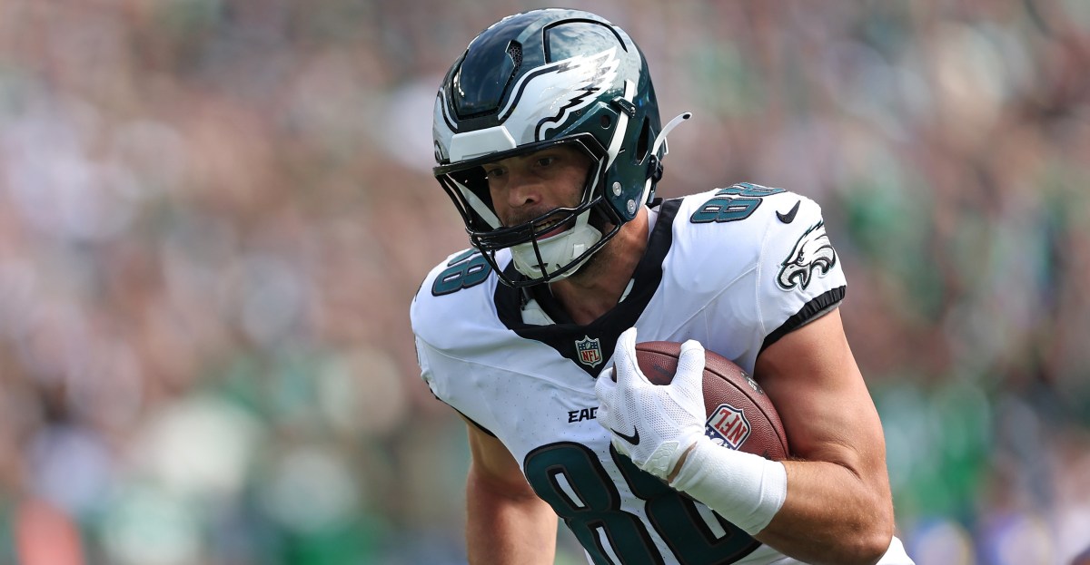 Dallas Goedert start or sit: Week 4 fantasy football advice