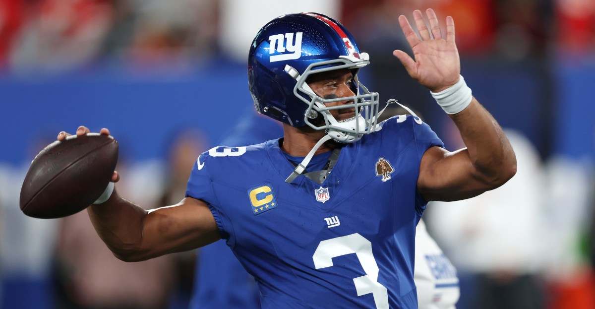 Patrick Mahomes and Russel Wilson cook for Sunday Night Football