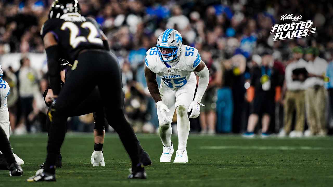 Detroit Lions utilizing LB Derrick Barnes' versatility on defense