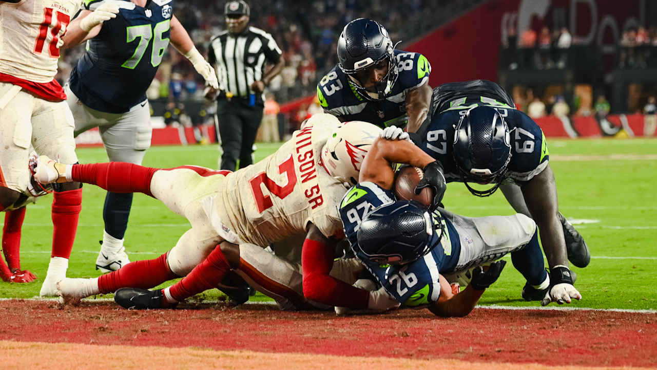 Seahawks OT Charles Cross Make Mike Macdonald’s ‘Favorite Play Of The Year’ In Thursday’s Win at Arizona