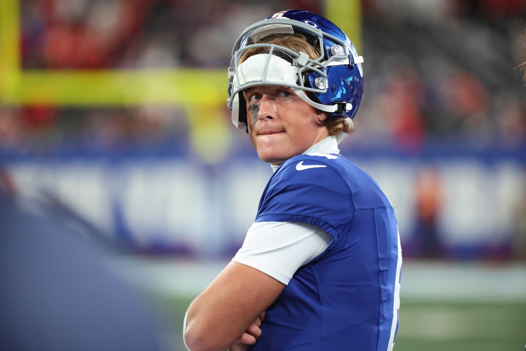 Giants rookie Jaxson Dart on the sideline during the loss to the Chiefs on Sept. 21, 2025.