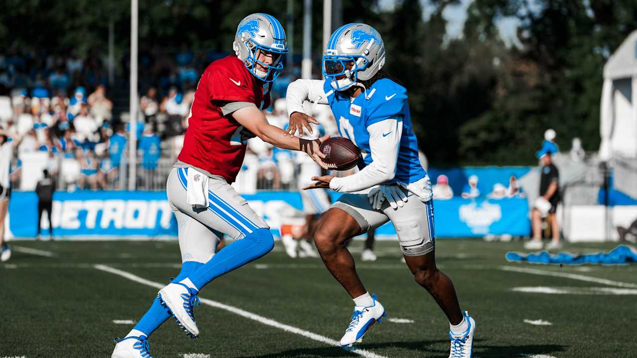 Detroit Lions at Green Bay Packers