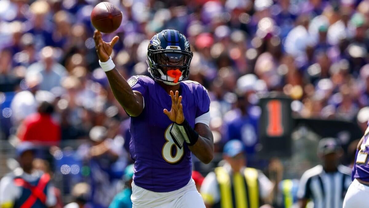 Ranking greatest NFL quarterbacks of all time: Ravens' Lamar Jackson joins list