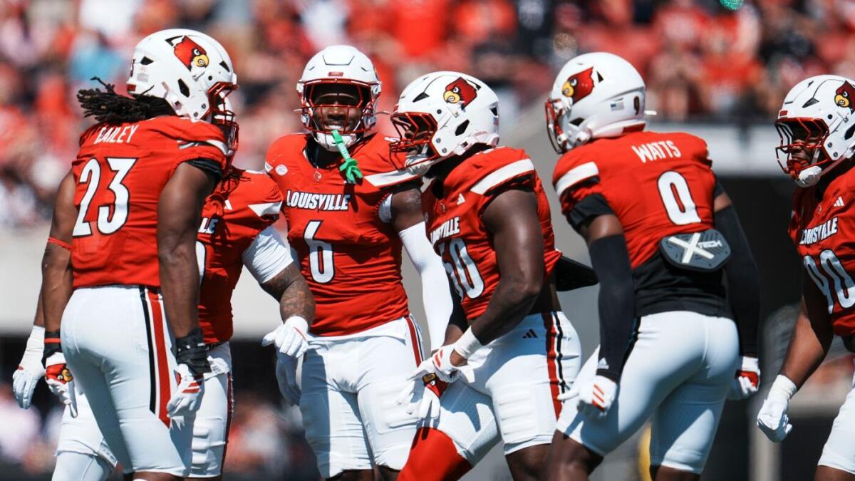 Louisville vs. James Madison prediction, odds: Model reveals free Week 2 college football picks for Friday