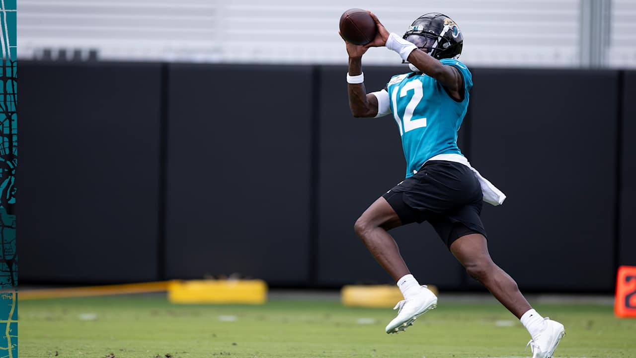 Week 1 Preparation | WR/DB Travis Hunter Looks Forward to NFL Start