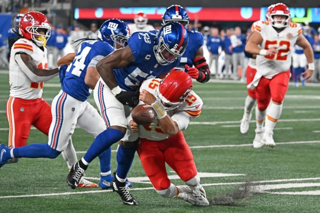 What Giants' Bobby Okereke learned about losing fumble to Patrick Mahomes