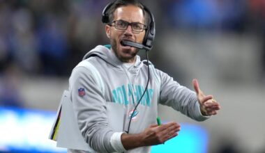 NFL Insider Warns Dolphins’ Mike McDaniel Is Coaching for His Job on MNF