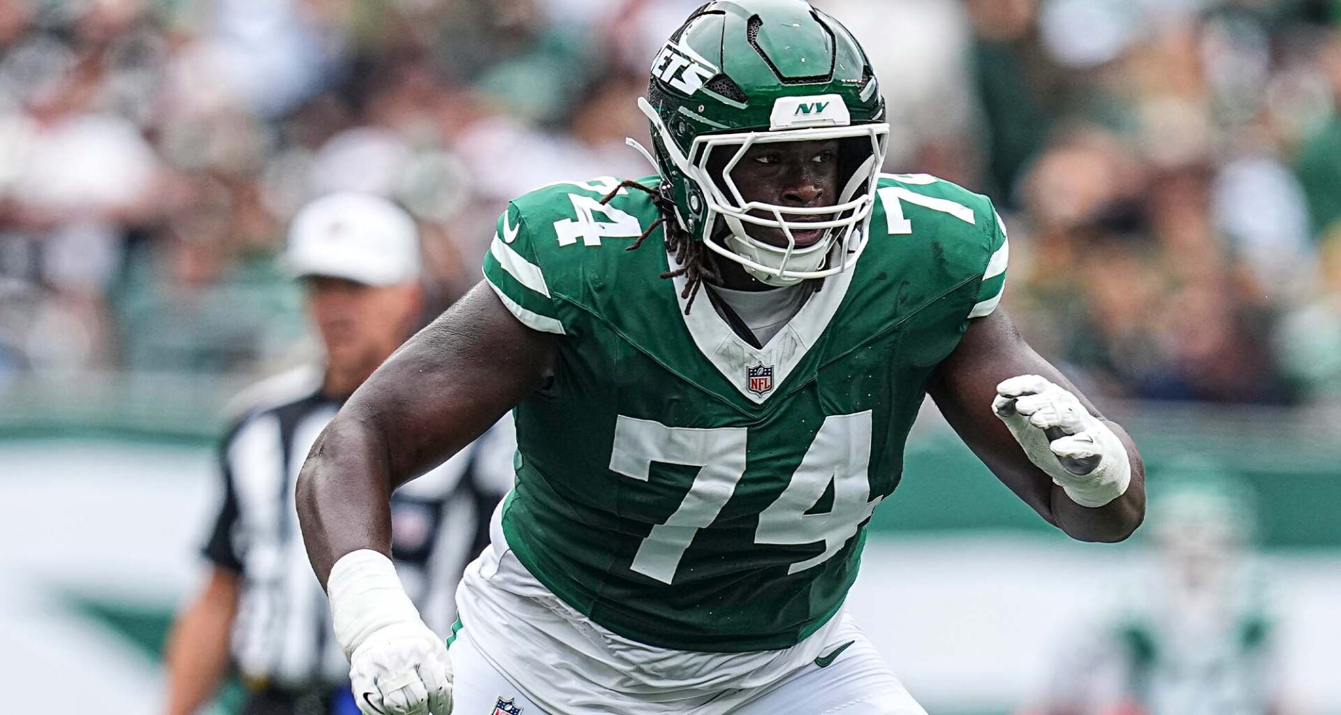 One star thriving, one sputtering