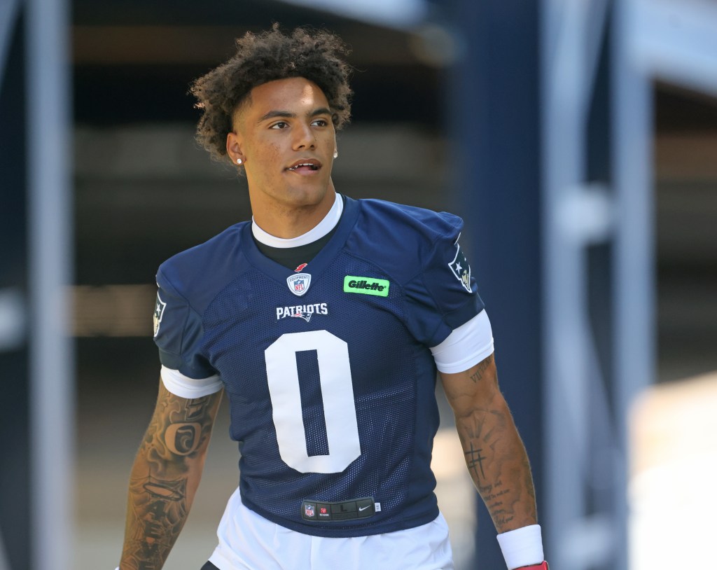 Christian Gonzalez, Keion White don't practice all week for Patriots