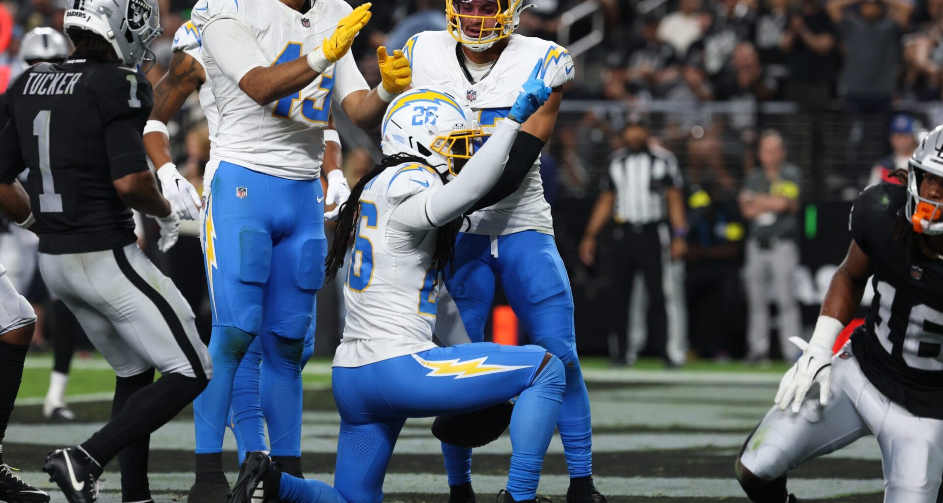 Ravaged Raiders Could Trade Top Weapon; 3 Possible Fits