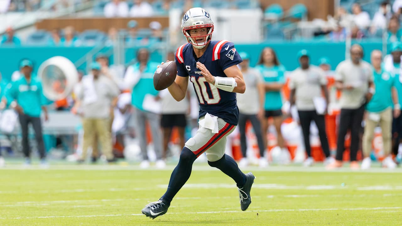 Patriots QB Drake Maye Delivers Best Performance as a Pro in Win Over Dolphins