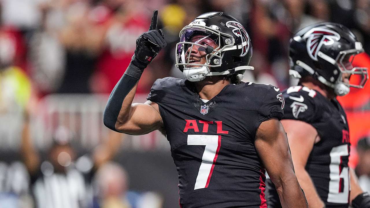 Giving Bijan Robinson the ball — 'That's what we love to do'