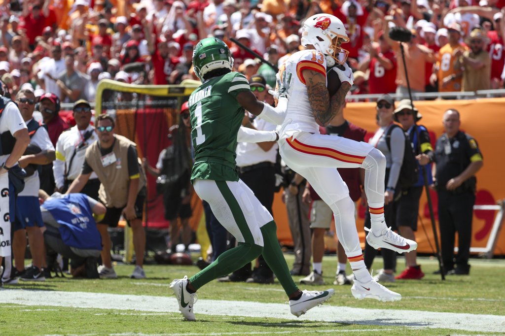 Tampa Bay Buccaneers Mike Evans touchdown sauce gardner