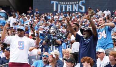 Tennessee Titans fans clear out of stadium early and boo team as they fall to 0-3 - 'nothing but Colts left'