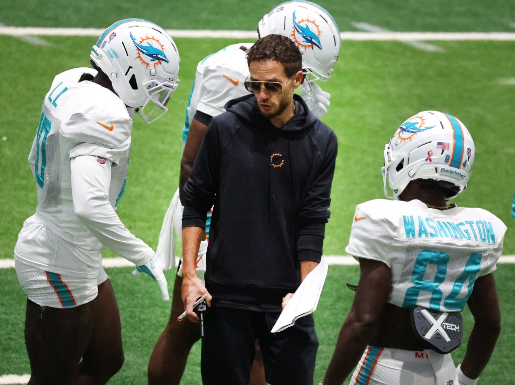 Dolphins look to rebound against Patriots following opening loss
