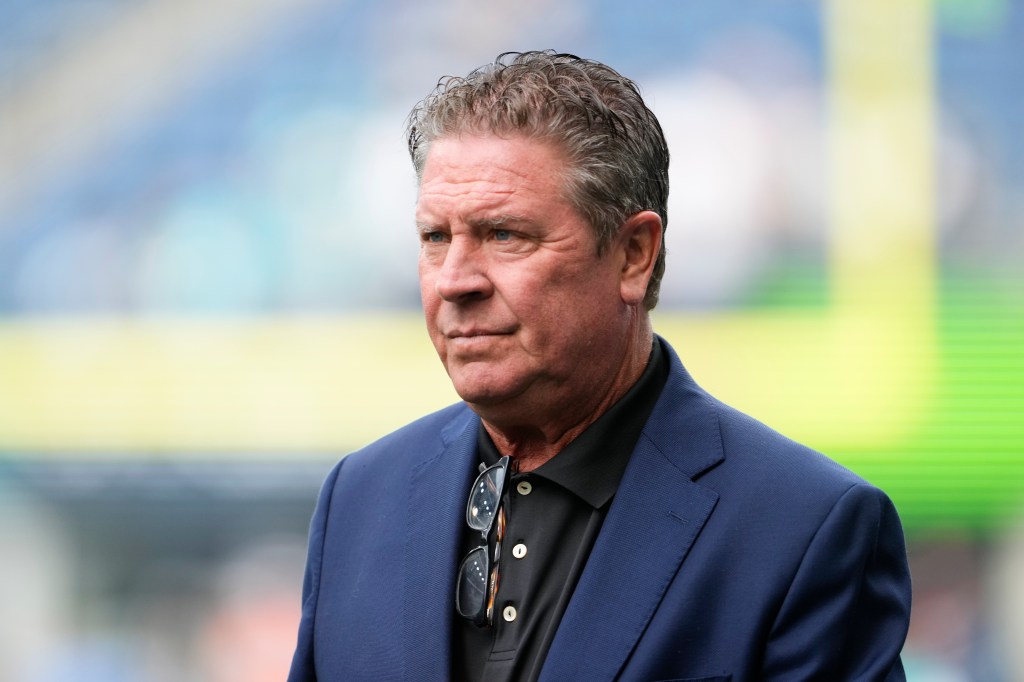 Dolphins great Dan Marino reveals liver disease diagnosis