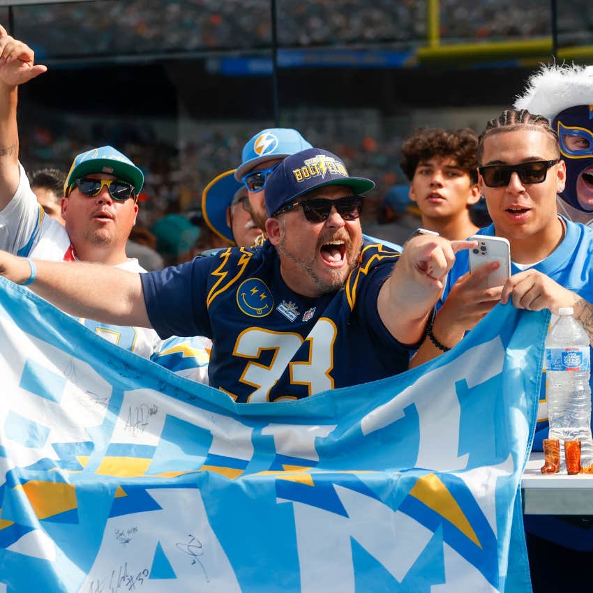 nfl fans exercising brains