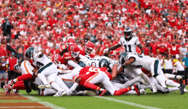 Eagles OL Jordan Mailata sounds off on 'Tush Push' criticism after win over Chiefs: 'It makes my blood boil'