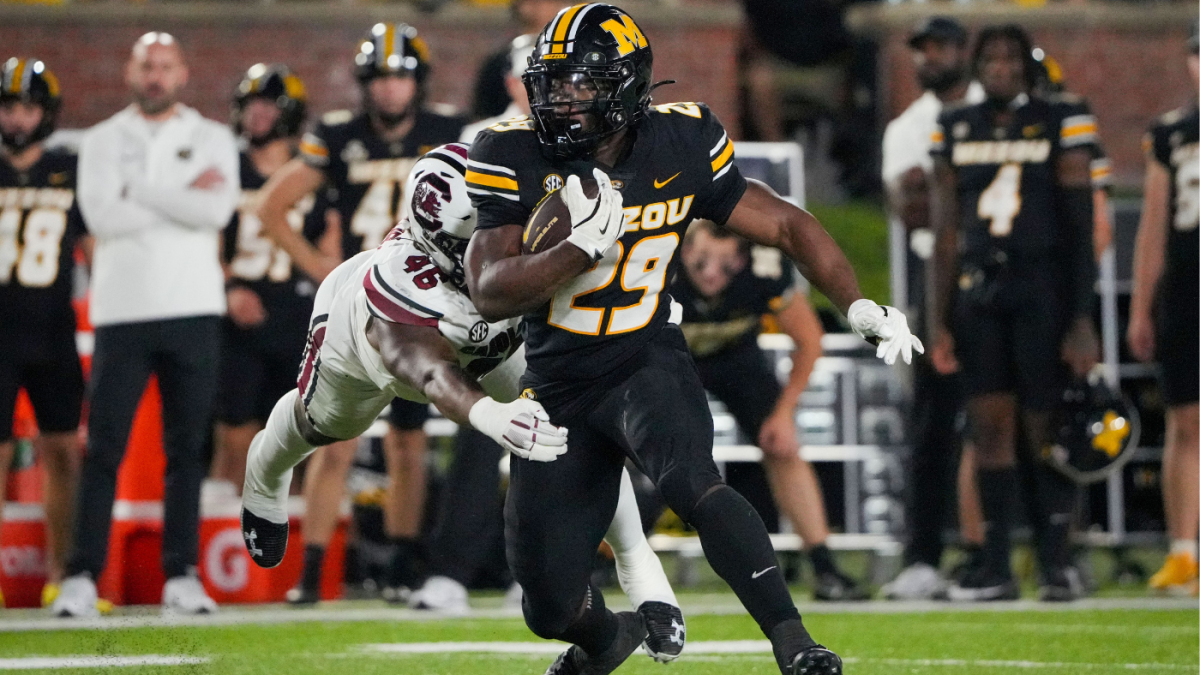 Best transfer RBs, Ncaaf, 2026 NFL Draft running backs, best college football running backs, college transfer portal rankings