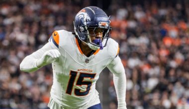 Broncos agree to $120M extension with rising-star LB Nik Bonitto: ESPN