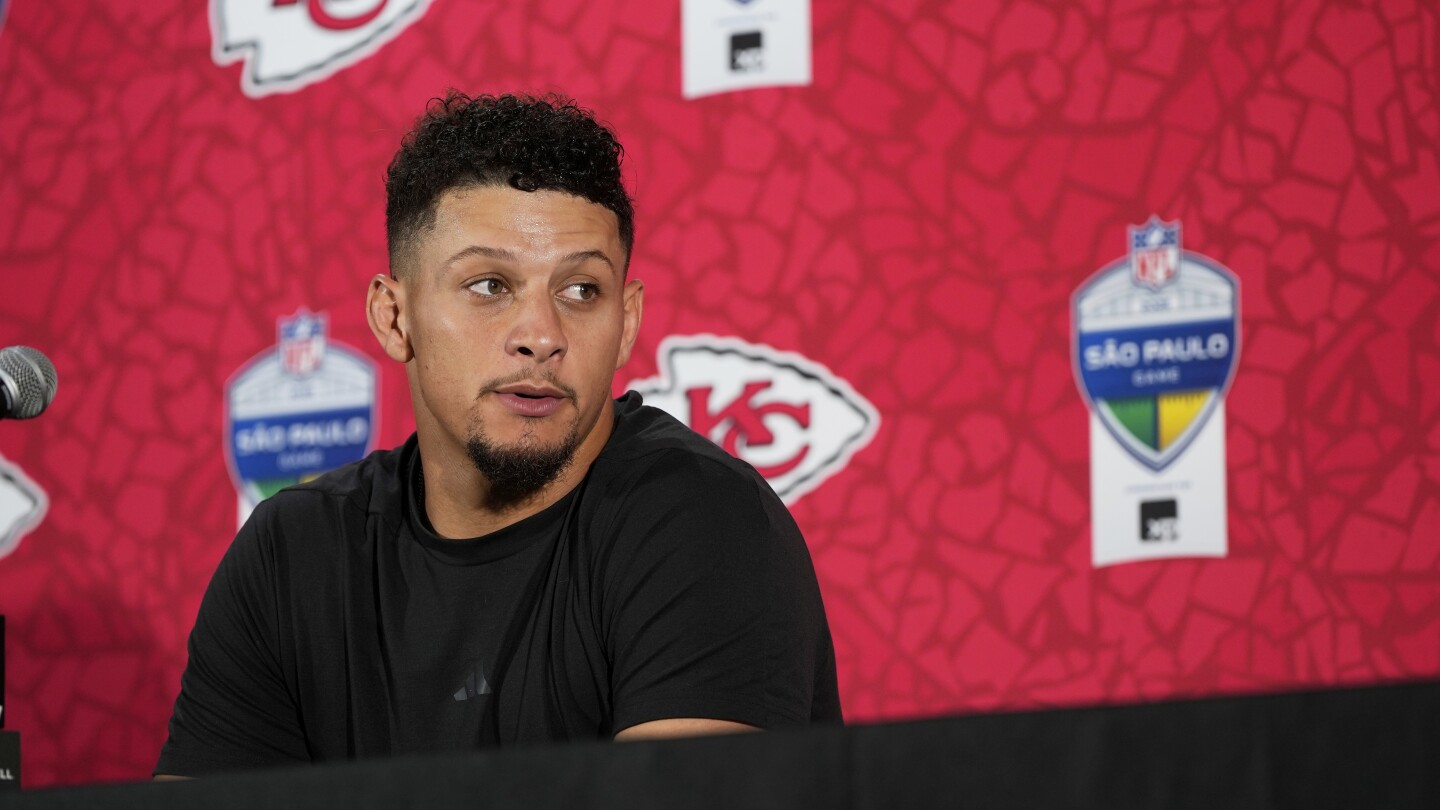 Chiefs forced to regroup after losing to Chargers in season opener marred by penalties and injuries