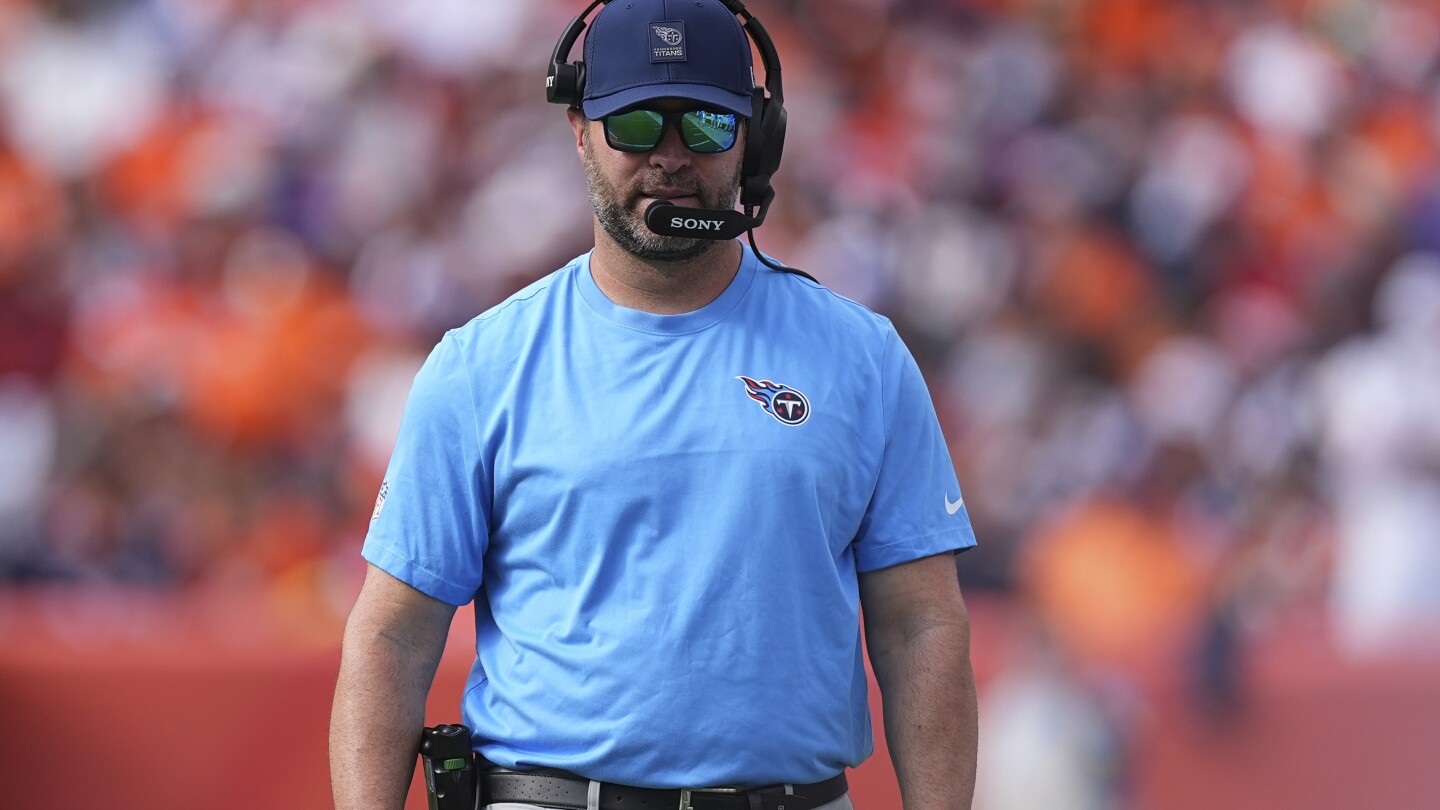 Titans coach Brian Callahan didn't challenge call on a catch and his explanation doesn't help
