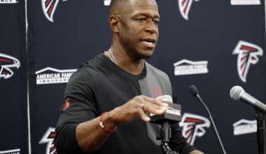 Falcons coach Raheem Morris fires receivers coach Ike Hilliard after shutout loss