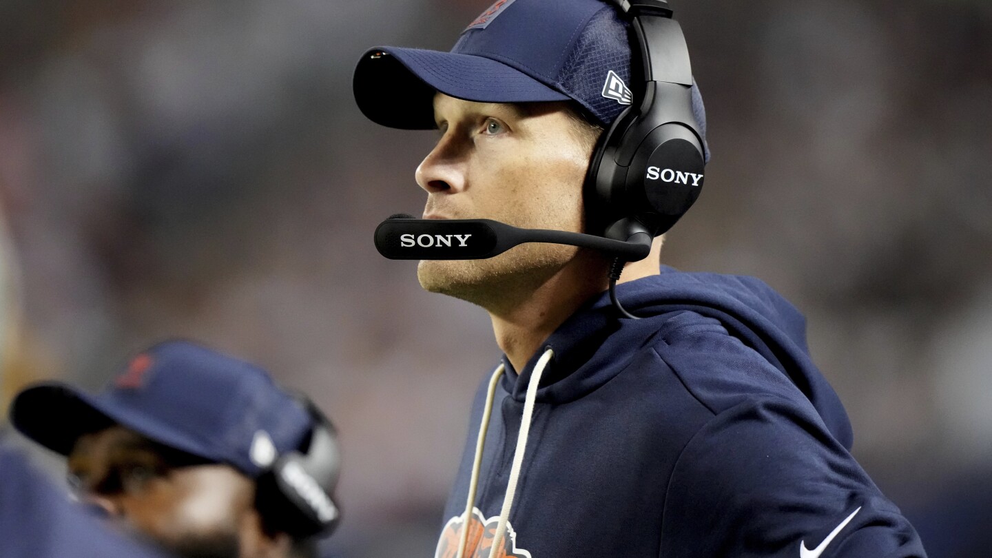 Ben Johnson loses 1st game with Chicago as Bears blow fourth-quarter lead against Vikings