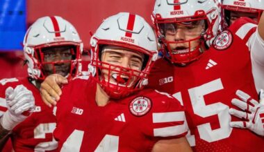 WATCH: Nebraska TE Luke Lindenmeyer proposes to girlfriend after catching first touchdown of Huskers career