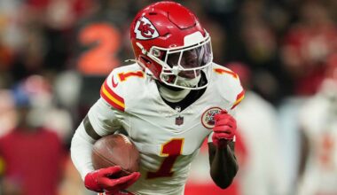 Chiefs WR Xavier Worthy suffered dislocated shoulder in loss to Chargers; timeline to return TBD