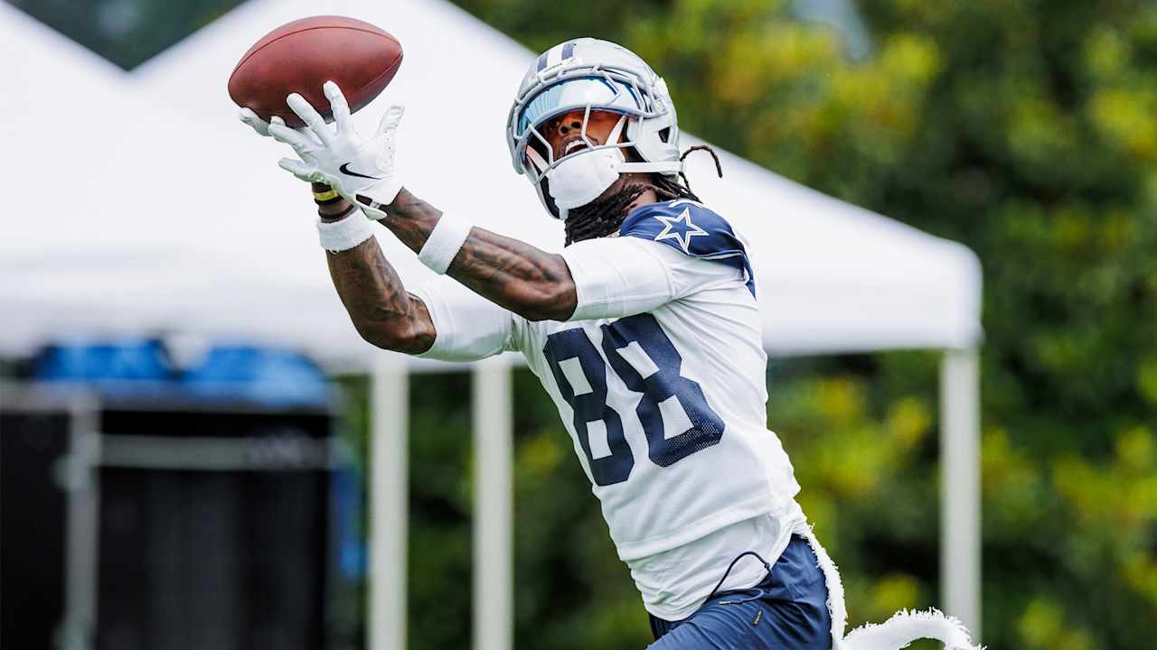 CeeDee Lamb motivated to redeem himself after drops vs. Eagles