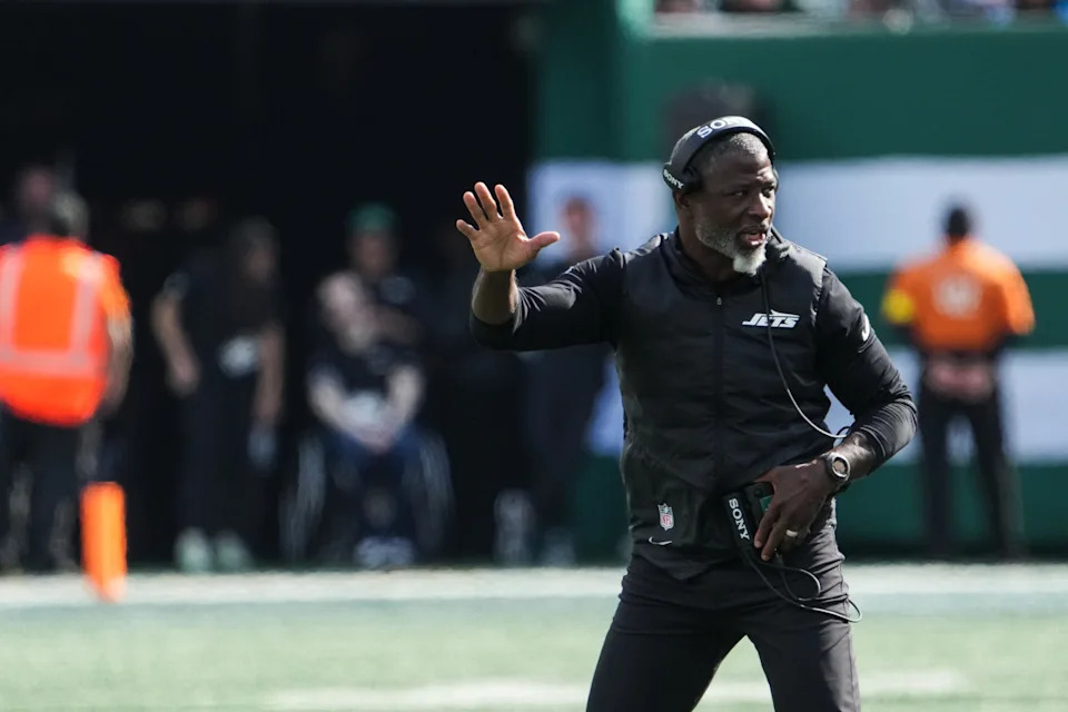 Oct 19, 2025; East Rutherford, New Jersey, USA; New York Jets head coach Aaron Glenn reacts in the first quarter against the Carolina Panthers at MetLife Stadium. Mandatory Credit: Robert Deutsch-Imagn Images