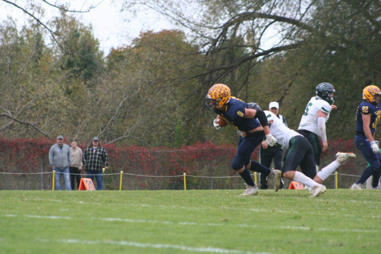 Lakes football buried by Miners, 42-12 | News, Sports, Jobs