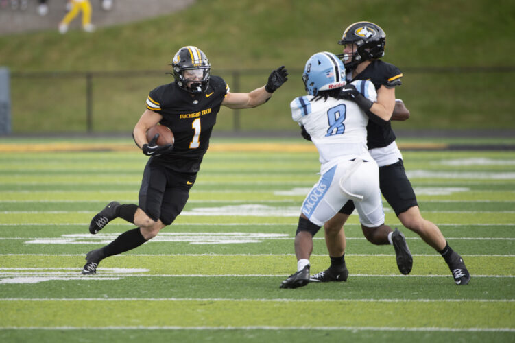 Huskies football set to battle top-ranked Bulldogs | News, Sports, Jobs