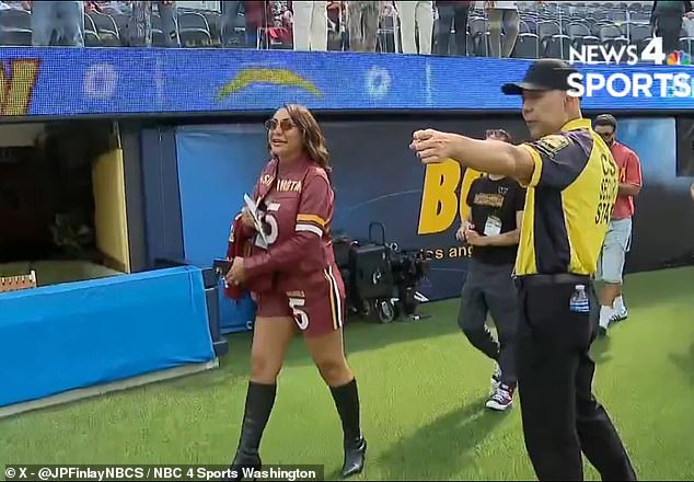 Regina Jackson, the agent and mother of NFL star Jayden Daniels, wore a custom outfit to her son's game against the Los Angeles Chargers this Sunday