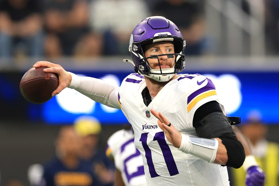Carson Wentz #11 of the Minnesota Vikings throws a pass against the Los Angeles Chargers