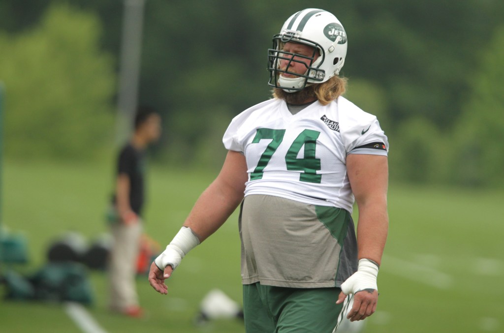 Jets Nick Mangold during the Jets OTA workouts at the team's training facility in Florham Park, NJ.  