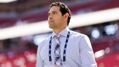 Fans rip FOX following Mark Sanchez’s departure over ‘Great Depression’-style audio during Panthers-Jets game