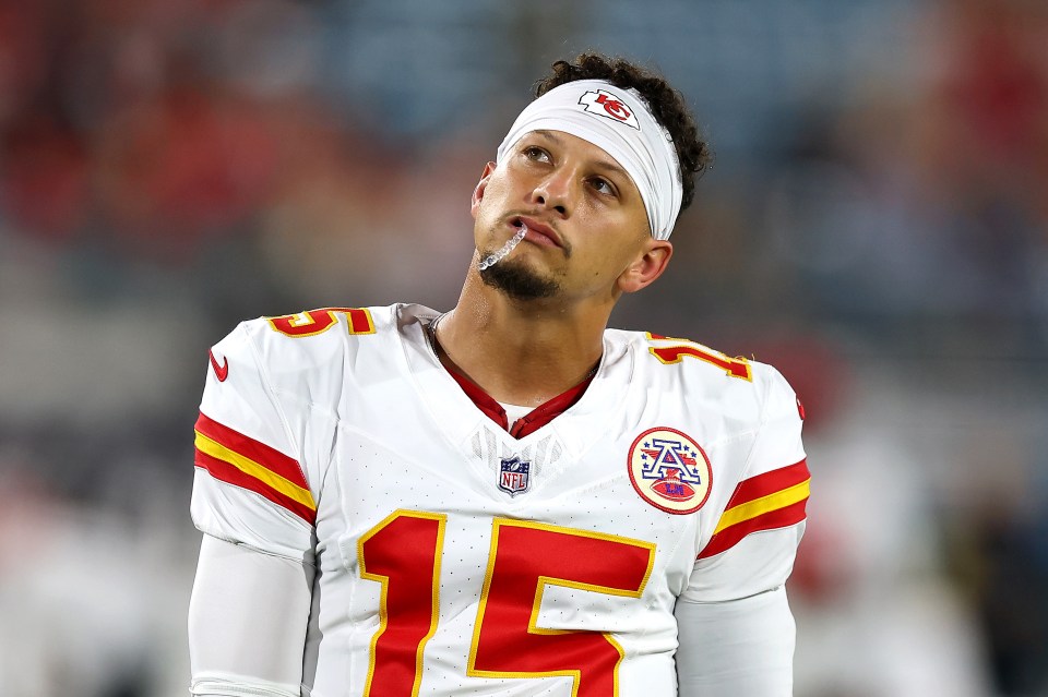 Patrick Mahomes #15 of the Kansas City Chiefs looks on before the game against the Jacksonville Jaguars at EverBank Stadium